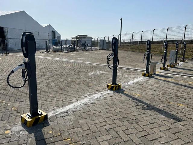 F1环保行:推动全球绿色技术的简单介绍 F1环保行:推动全球绿色技术的简单介绍