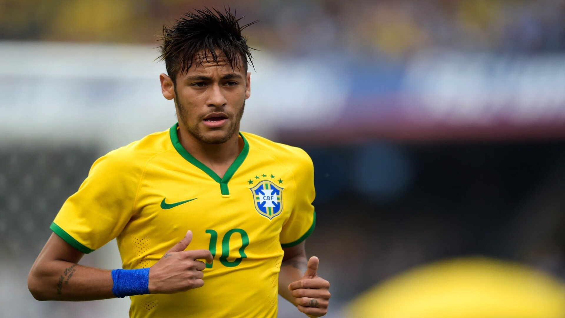 夺冠路上的关键角色:那些或许被低估的玩家,夺取冠军