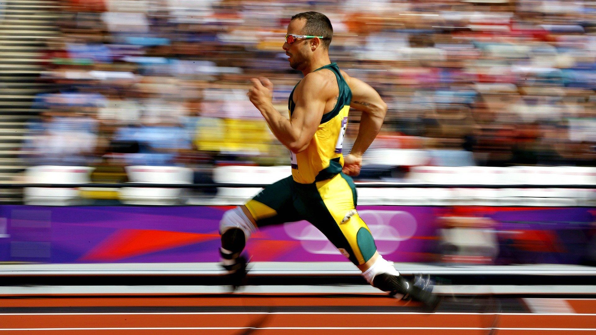 德甲裁判争议不断，这次裁判判决引发轩然大波，德甲 打架