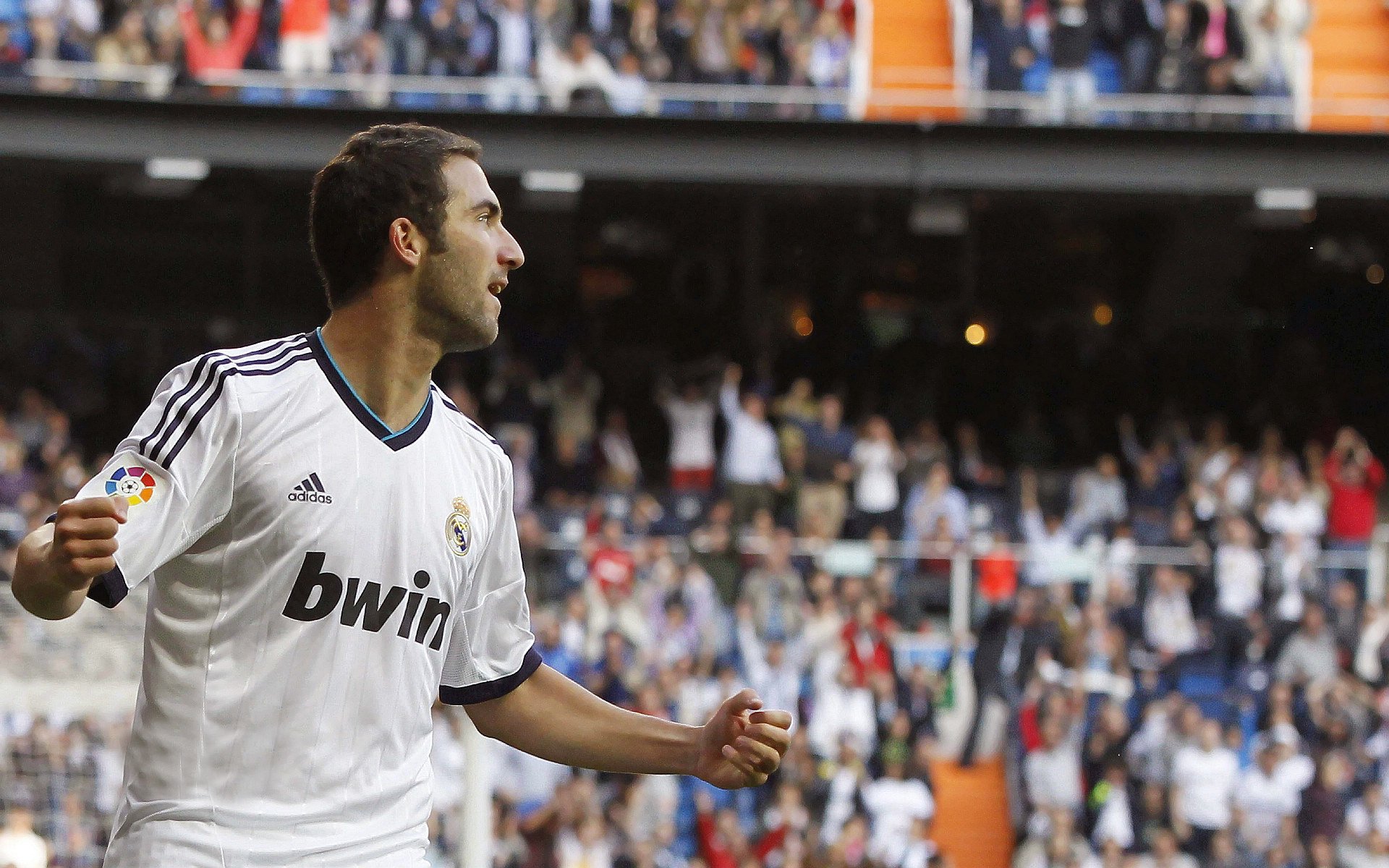 以足球为核心的体育旅游线路不断丰富,带动区域经济增长,足球作为体育改革的突破口